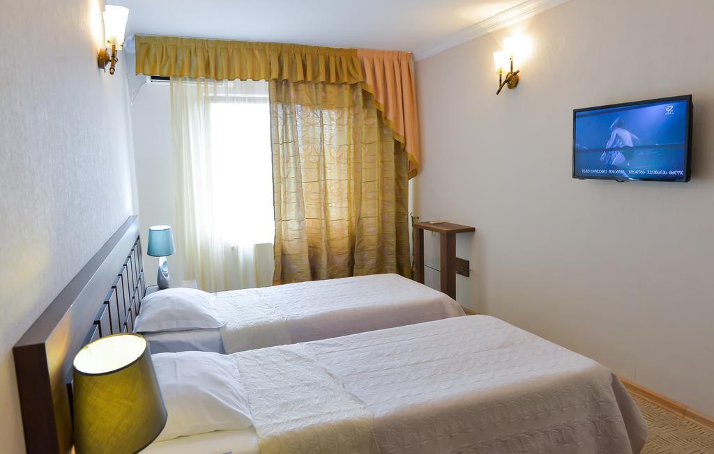 Hotel Old Town クタイシ エクステリア 写真