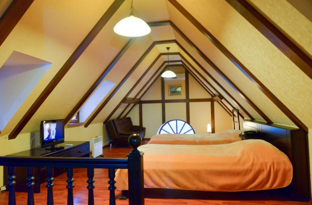 Hotel Old Town クタイシ エクステリア 写真