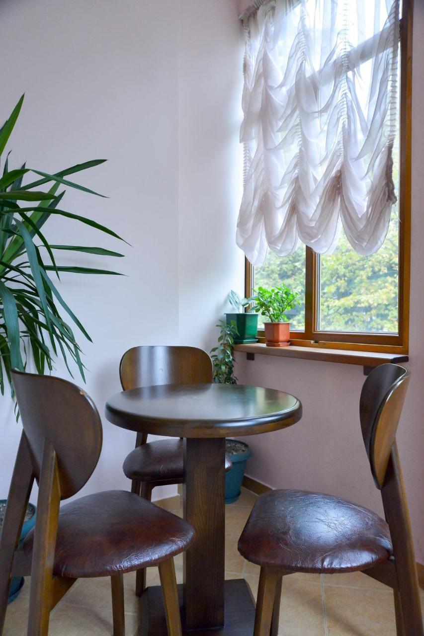 Hotel Old Town クタイシ エクステリア 写真