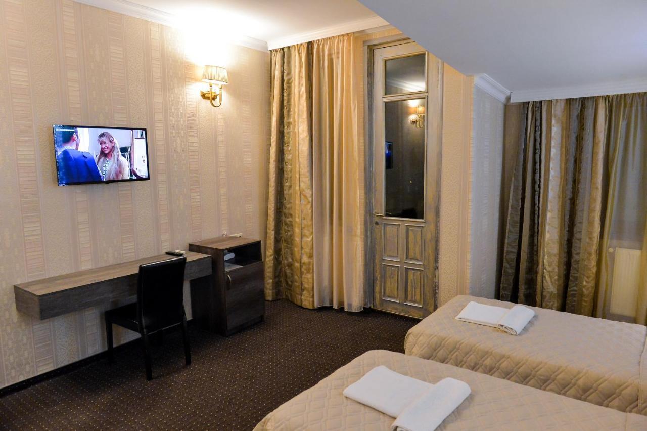 Hotel Old Town クタイシ エクステリア 写真